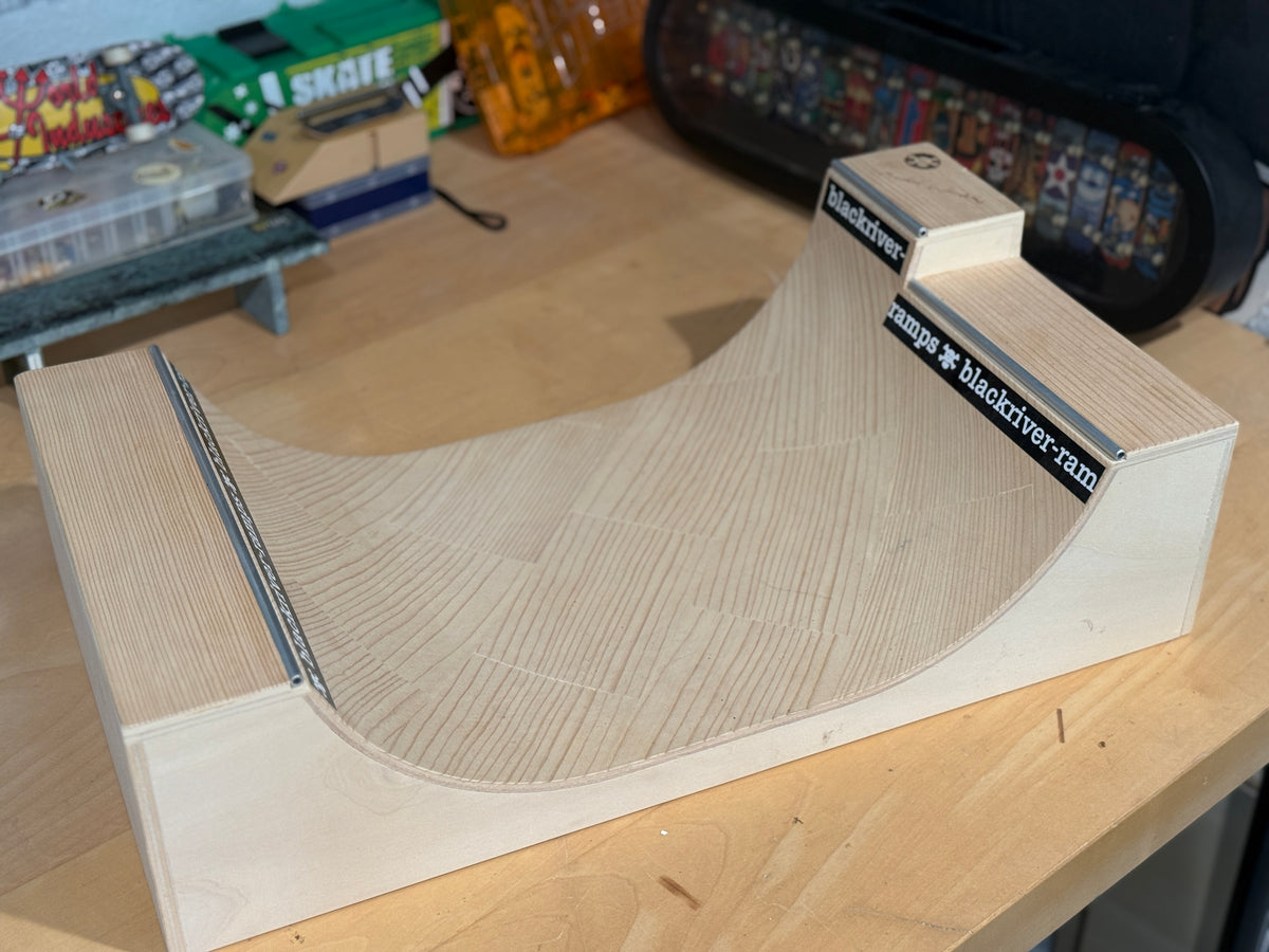 Blackriver Ramps Skatepark Winkler Dos OG Rare Fingerboard Ramp