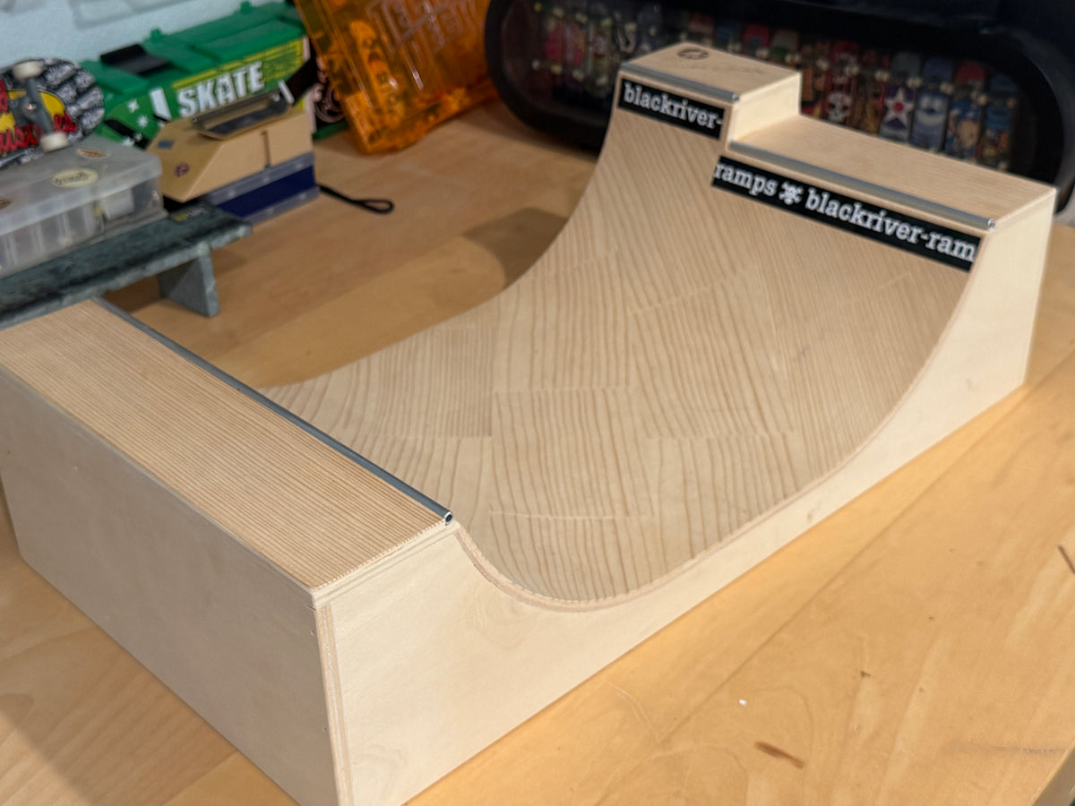 Blackriver Ramps Skatepark Winkler Dos OG Rare Fingerboard Ramp